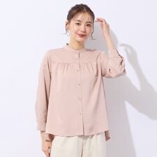 【洗える】シルキーツイルバンドカラーフレアブラウス