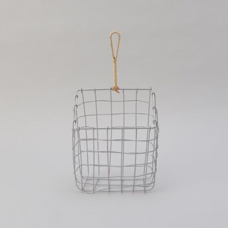 [^ԁFN7866165]C[gănhChŕ҂܂ꂽnMOoXPbgBꊴ̂Ȃ̂łC[oXPbgɓ邱Ƃł܂Ƃ܂肪܂AȃJtF̂悤ȕ͋CɁB[vɕ҂܂ꂽ|CgBuVRXȂǂ̏[A莆̎[ɂg₷`łBEłgpBEGꂽ܂ܕuƎKє̌ɂȂ܂̂łӂBE΋Ĉ΂ɒuȂłBEnhChî߁AAnڐՂhAc݂Ȃǂ̌̍܂BBy舵@zH/@:--dqW:--I[u:--ΉM:--ϔM/ϗ≷x:--̑:--yȐidlzd:205gƖ̊֌WɂAۂFČꍇ܂B܂Ap\REX}[gtHȂǂ̊ɂA኱iƉ摜̃J[قȂꍇ܂B