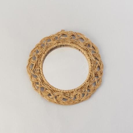 [^ԁFN7866155]VRfނŕ҂܂ꂽ悤ȎRȉ݂̂PP^ŕ҂ݏグt[~[BǊ|p̌tĂAŝ̃tbNŊȒPɎt܂Bɋ|vsE|G``[ugĕ҂܂Ă̂ŁA􂢂oX[ȂǁAꏊłg܂BAÑ~[Ȃ̂ŗƂĂɂłBE҂݂̂߁ATCY`Ɏ኱̌̍܂BEAN~[gpĂ邽߁A₷̂łӂBy舵@zH/@:--dqW:--I[u:--ΉM:--ϔM/ϗ≷x:--̑:--yȐidlzd:220gƖ̊֌WɂAۂFČꍇ܂B܂Ap\REX}[gtHȂǂ̊ɂA኱iƉ摜̃J[قȂꍇ܂B