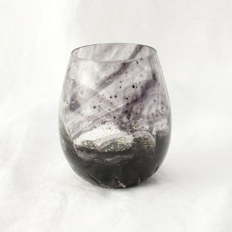 [^ԁFN7866260]˂Ԃ̖ƂߐFB˂ԂՂ̓łN₩ȐFʂA͋`ꂽn̐FKX\܂BiȃbNOX́Aݕꂽۂ̕\̕ω݂܂BƖ̊֌WɂAۂFČꍇ܂B܂Ap\REX}[gtHȂǂ̊ɂA኱iƉ摜̃J[قȂꍇ܂B