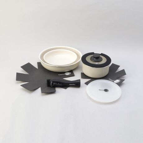 [^ԁFN7867531]O[p̐lCRNVuNbNVFtv́A֗ƌN𗼗vVIȃNbNEFAZbgłB̃V[Y̓nh݌vŁA̓nhOŊȒPɎ[\BLb`ł̃Xy[XLpł܂BɁAPFAS؎gpĂȂZ~bNR[eBO̗pĂALQCɂwV[ȃNbLOBʂɗ}ȒPŁAX̐HɈSƌNvX܂BuNbNVFtv͋@\ƃfUC˔AƂĂ̐VȃX^_[hĂ܂B[ɕ֗̂ɗD\Ȃ̃NbNEFAŗ̕L܂BZbg8FtCp20cmFa219~48mmAtCp26cmFa278~64mmA\[XpFa180x85mmA[ounhF180x40x55mmAV[WFa182~18mmAKXWFa179~44mmy舵@zH/@:ZdqW:~I[u:ZΉM:200VIH/KXϔM/ϗ≷x:--̑:--yȐidlzd:2750gƖ̊֌WɂAۂFČꍇ܂B܂Ap\REX}[gtHȂǂ̊ɂA኱iƉ摜̃J[قȂꍇ܂B