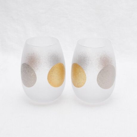 [^ԁFN7801837]{̓`lu()v{OXEFAV[YłB̉~͑zẢ~͌\܂BzƌJԂ`lɁuʂȓł͂Ȃ̕炵̒ł㎿Ȃ̂gĂvƂz߂܂B^u[315mlƂՂݕy߂TCYB܂邭ӂŌڂ܂̃OXBOX㕔̂ڂ܂ɍ肪W܂Aݕ̍╗y߂悤ɂȂĂ܂BEBXL[⃏CA{Ntgr[Ȃǂ̍y݂Ȃނ̂ɂ҂̃^u[łB݂dグu݂dグvƂZpŉHꂽ\ʁBCō镗ɎdグĂ܂BƋgN̗ǂOXőpɂ΂܂By舵@zH/@:~dqW:~I[u:~ΉM:--ϔM/ϗ≷x:--̑:--yȐidlzd:228ge:315mlƖ̊֌WɂAۂFČꍇ܂B܂Ap\REX}[gtHȂǂ̊ɂA኱iƉ摜̃J[قȂꍇ܂B