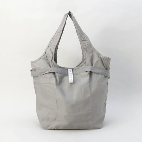 [^ԁFN7869200]ZtWŎg₷Aɕ֗ȕۗobOłBSŃRpNgɏނƂłA΂邱ƂȂƂł܂B{̓ɂ́Aꂵۗܗp̃bV|PbgtłBZtWŎgpۂɂ́A{̊Õe[vo[Ɉ|Ďgp邱Ƃł܂B}`ɂ͐cނĂ邽߁AƍLĐHi₷Ȃ܂By舵@zH/@:--dqW:--I[u:--ΉM:--ϔM/ϗ≷x:--̑:--Ɩ̊֌WɂAۂFČꍇ܂B܂Ap\REX}[gtHȂǂ̊ɂA኱iƉ摜̃J[قȂꍇ܂B