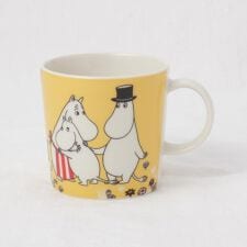 212キッチンストア(212 KITCHEN STORE)のクラシック マグ0.3L ファミリータイム ＜MOOMIN ARABIA＞