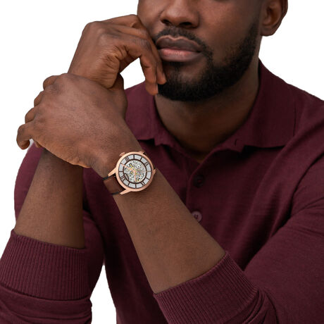 Be[WEHb`̃fUCCXs[V𓾂TOWNSMAN I[g}eBbNB@\ǋJWAȃhXEHb`łBpĂԂグĂOj[ug𓋍ځBvVIȃXPg_CzAX^CbVȃ[YS[hg[̃P[XɁAuẼU[Xgbvgݍ킹܂B Fossil̃U[íALeather Working GroupiLWGjʂĐӔĈÂxĂ܂BRNVFTownsmanP[XTCYF44 MMOF22 MMhF 5C[ugF/Oj\FAiOA: Kiۏ؁F2Nԁy FOSSIL ɂ zFOSSILitHbVj́AnƓƑnɃCXpCAꂽEL̃CtX^CANZT[uhłB𒴂Ĉ郌U[ObYAWG[AEHb`nĂ܂BׂĂ̊ɂāAMake Time For GoodiPnjƂɓw߁AlXnЉɃ|WeBuȕω炷悤gł܂B<pbP[Wɂ>EvFOSSILȂł͂̃fUC͓IȃeBʂɓĂ͂܂BEeBʂ̃fUC͓͂Ă̂y݂ƂȂĂ܂BEeBʂ̊ÕfUC͉摜ƈقȂꍇ܂B< mF >pbP[W͎ۂ̉摜ƈقȂꍇ܂BOɂ́AAɃLY≚݂ꍇ܂B炩߂Bp̃j^[Ɩ̉eɂAۂ̏iƐFقȂČꍇ܂B[i͕ۏ؏̑ƂȂ܂̂ŁA؂ɕۊǂĂ܂悤肢܂Bi^OɋLڂĂ鉿iɂ܂āAî݂̂Ăꍇ܂BɂAiɕ\Ă鉿iƈقȂ^OtĂꍇ܂A̔i͂ɉʂɕ\ꂽiƂȂ܂B܂悤A肢\グ܂B