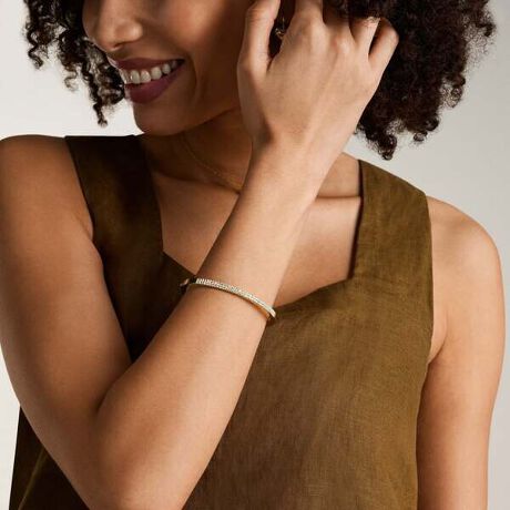 ߂S[hg[̃XeXX`[oOuXbgŁAÑX^Co܂傤BpFZbeBOŎ{NX^𑨂ĔP܂B藯܂vbV{^̗ߋĂA郋bNɉ؂₩Ȗ͂vX܂BǂȎɂPƋɎM炷ACełBRNVFEllisfށFXeXX`[J[FS[hg[dグFoߋ̃^CvFvbV{^A: Kiۏ؁F1Nԁy FOSSIL ɂ zFOSSILitHbVj́AnƓƑnɃCXpCAꂽEL̃CtX^CANZT[uhłB𒴂Ĉ郌U[ObYAWG[AEHb`nĂ܂BׂĂ̊ɂāAMake Time For GoodiPnjƂɓw߁AlXnЉɃ|WeBuȕω炷悤gł܂B< mF >pbP[W͎ۂ̉摜ƈقȂꍇ܂BOɂ́AAɃLY≚݂ꍇ܂B炩߂Bp̃j^[Ɩ̉eɂAۂ̏iƐFقȂČꍇ܂B[i͕ۏ؏̑ƂȂ܂̂ŁA؂ɕۊǂĂ܂悤肢܂Bi^OɋLڂĂ鉿iɂ܂āAî݂̂Ăꍇ܂BɂAiɕ\Ă鉿iƈقȂ^OtĂꍇ܂A̔i͂ɉʂɕ\ꂽiƂȂ܂B܂悤A肢\グ܂B