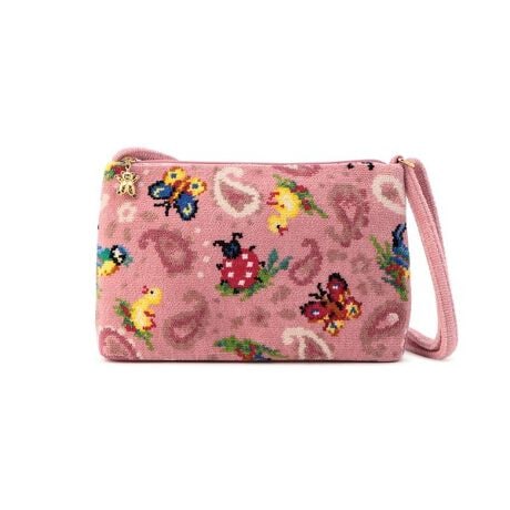 [^ԁF1J0725117007]~j}ȂownCWyCY[x̃V_[obOłBXȃ{fBȂAX}[gtHⒷzȂǂTCY͓IBwʂɂ|PbgāAוɂ܂Ŏg₷ɂ܂BV_[xg͋Cprɍ킹āA𒲐߂邱Ƃ\BqlƂ̂oȂǁAANeBuV[ɂ߂łBkwʕlkJlt@Xi[kO|PbglI[v|Pbg~1iwʁjk|PbglI[v|Pbg~2iOʗjyPATTERN CONCEPTzHEIDI PAISLEYinCWyCY[j`킢炵ăGKg`ĂƂɂ傤AAďȉԁEEEhCc̖ɂ鏬ȐDȂywnCWx́Â킢炵Ԃ񂩂l܂őlCBnCW̓2025́AwnCWx̃`[tɃyCY[gݍ킹AȂ₩ŉ؂₩ȃfUCB킢炵ɃGKgȕ͋CASx܂B͂̏íAʐ^ƕ̈ʒuقȂꍇ܂B̔zuɂĂ̂ẃA邱Ƃł܂B