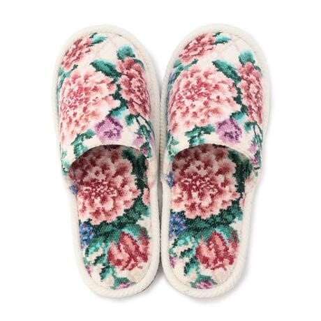 [^ԁF1J3325197190]`ʂ_A퐶ɗDȍʂYw}Xx̃XbpłBAbp[C\[܂ł_炩ȃVj[DŎdĂāAKȗSn܂BtFg^Cv̒ʂ́Aɂ̂|CgBł̕igƂĂ͂Aq̂Ƃɂd󂷂ACełByPATTERN CONCEPTzROMANCEi}Xj`̕ʂԁ`ւ荂AMIȗBci|I̐S߂ėȂc@WZtB[kBޏD񂾂̂́Aؗ킳CiےȂAڂCC܂̉ԌtAh}eBbNȃ_AB͂̏íAʐ^ƕ̈ʒuقȂꍇ܂B̔zuɂĂ̂ẃA邱Ƃł܂B