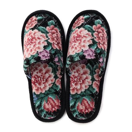 [^ԁF1J3325197190]`ʂ_A퐶ɗDȍʂYw}Xx̃XbpłBAbp[C\[܂ł_炩ȃVj[DŎdĂāAKȗSn܂BtFg^Cv̒ʂ́Aɂ̂|CgBł̕igƂĂ͂Aq̂Ƃɂd󂷂ACełByPATTERN CONCEPTzROMANCEi}Xj`̕ʂԁ`ւ荂AMIȗBci|I̐S߂ėȂc@WZtB[kBޏD񂾂̂́Aؗ킳CiےȂAڂCC܂̉ԌtAh}eBbNȃ_AB͂̏íAʐ^ƕ̈ʒuقȂꍇ܂B̔zuɂĂ̂ẃA邱Ƃł܂B