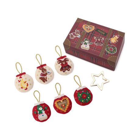 [^ԁF141325127408]ӂƏ_炩ȃVj[DŎdĂwjx̃NX}XI[igłB炵̂قANX}X[hՂ̃`[thイB[vtxxbgfނ̃{őāA؂₩Ɏdグ܂BNX}Xc[̏A肢yȂ悤ȃI[igłBktilgN^{bNXA^Jri͂̏íAʐ^ƕ̈ʒuقȂꍇ܂B̔zuɂĂ̂ẃA邱Ƃł܂B