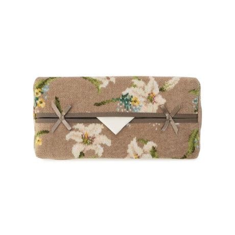 [^ԁF1J2025167268]ɗh锒`w[[x̃eBbV{bNXJo[łBSRŃz[h^CvŁAoȃeBbV̔Jo[AGKgȕ͋Cɂ܂Boɂ̓pCsOƏȃ{炢A킢炵ANZgɁB̃CeAACeƑ̂߂łByPATTERN CONCEPTzLILY LILYi[[j`DF`ƂCԎpB^Ŕ̃B̌̒A炩ȕƁAЂЂƗh郊{̂悤ɉɂ䂽BӂƍLÂBԂтt₩ȉFtł͂߂B