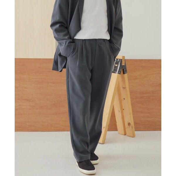 アーバンリサーチ／挿し色♪フロントタックパンツレッド★3点以上同梱送料無料 仁村紗和さん着用』『UR TECH』完声フロントタックイージーパンツ