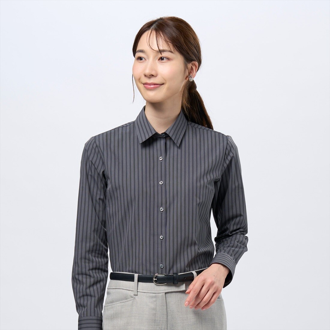【ディズニー】 スキッパー 長袖 形態安定 ニットシャツ レディースシャツ ディズニー】 スキッパー 長袖 形態安定 ニットシャツ