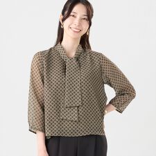 ブリックハウス(BRICKHOUSE)のプリント ボウタイブラウス 七分袖 レディース