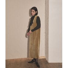 【Audrey and John Wad】深Vネックベロアロングワンピース