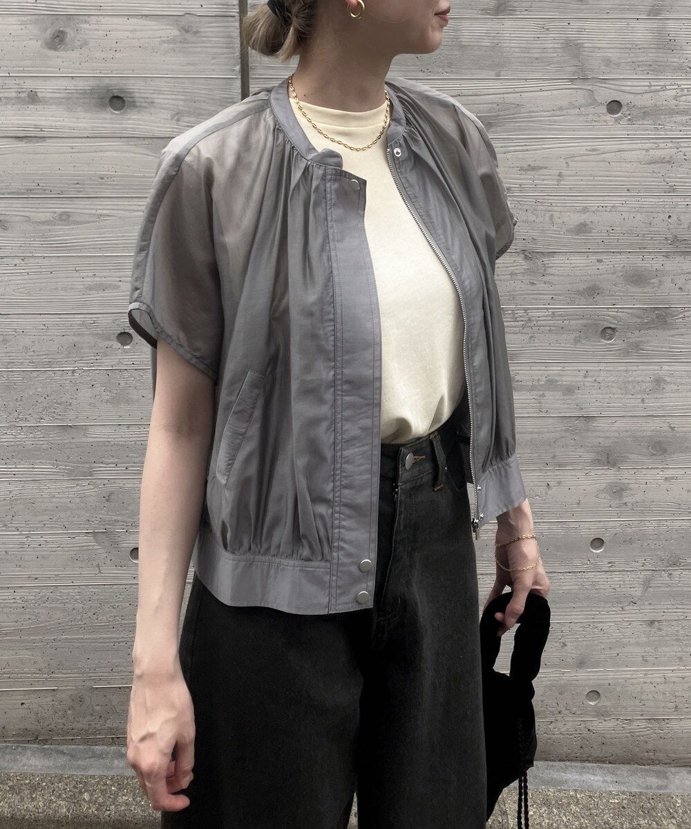 未使用タグ付 エーピーストゥディオ 上品 シアー ジップブルゾン 生成 洗える Audrey and John Wad】シアーZIPブルゾン -洗濯機洗い可- | オードリー