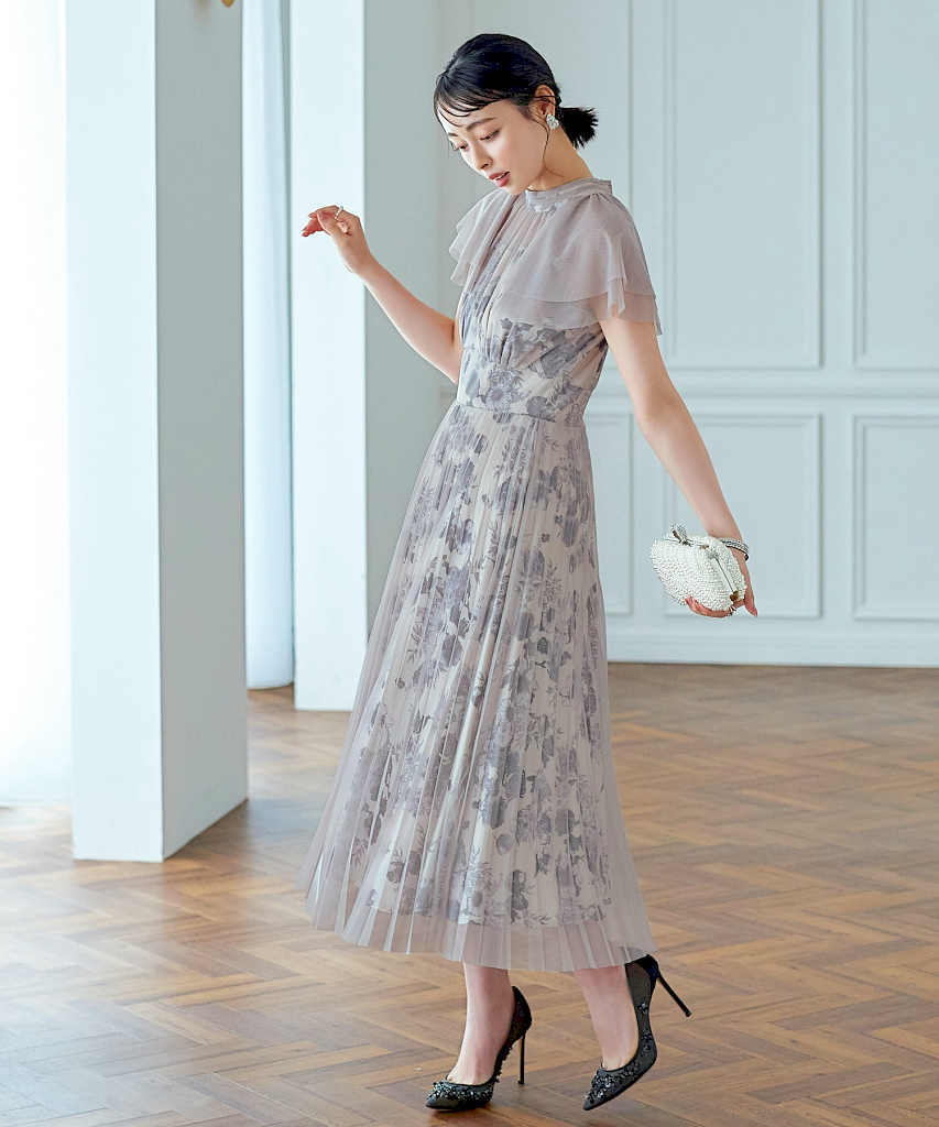 フラワーレースシャーリングスリーブシアーワンピース RUIRUE BOUTIQUE（ルイルエブティック）の「【オケージョン対応