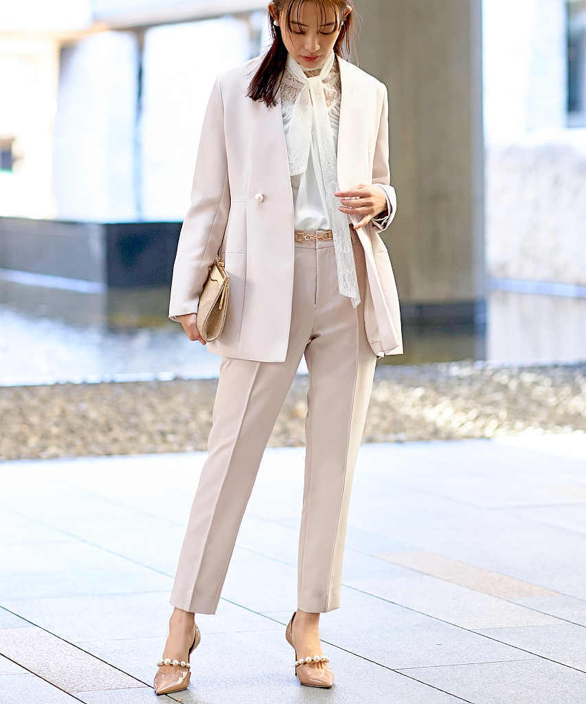 S～3L】ノーカラーコクーンペプラムスリムパンツスーツ | ルイルエ