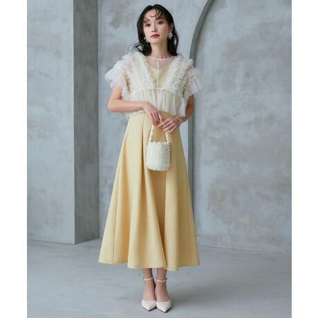 黄（イエロー系）のワンピースドレス