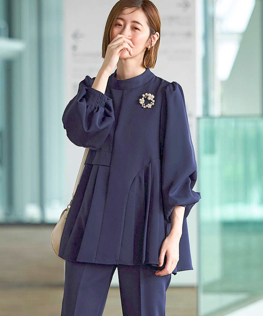 S～LL】スリットスリーブペプラムトップス＆テーパードパンツ