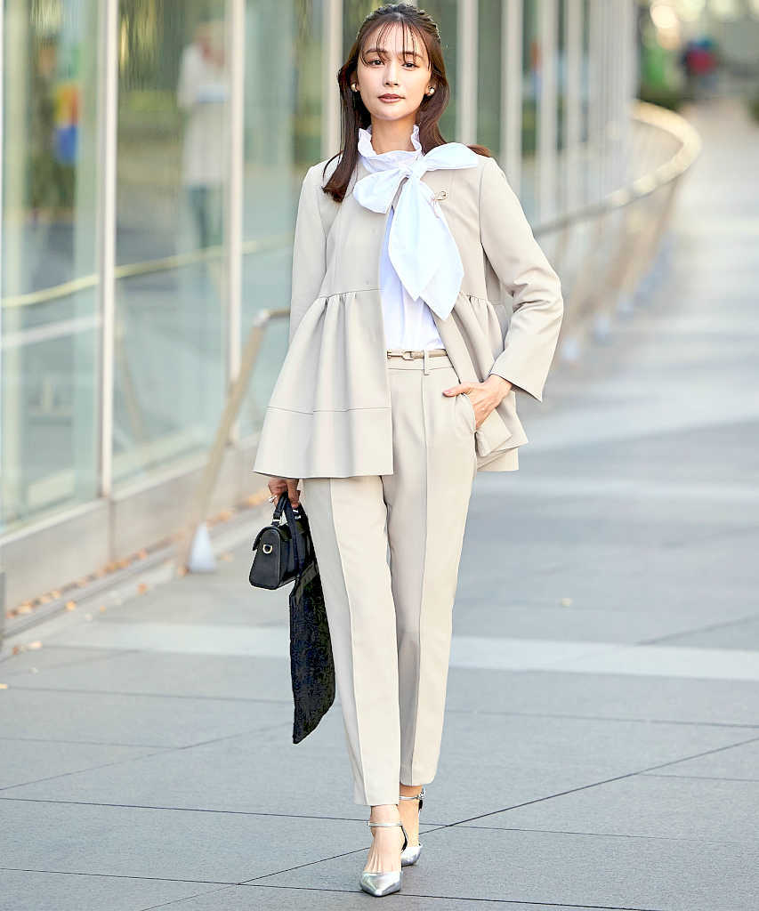 バイカラーワイドパンツスーツ 4点セット】〈ワイドパンツ〉ノーカラージャケットパンツスーツ4点