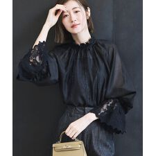 ルイルエブティック(RUIRUE BOUTIQUE)のシアーボリュームレースブラウス