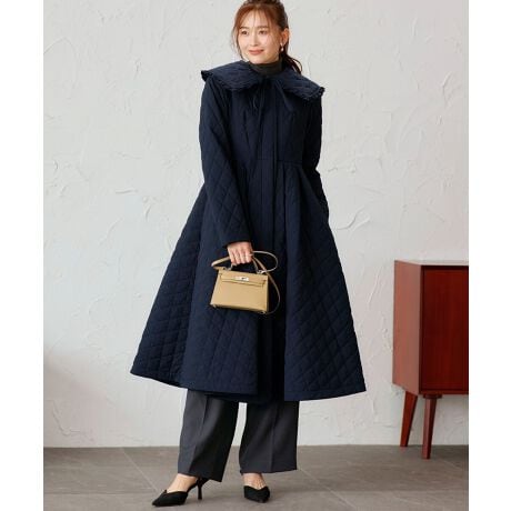 [^:D1607]{[̂rbOJ[͂̒ȃLeBOR[gtACŁAӂ݂̂钆ȂłB߂̏䊴łǂȃX^Cɂ킹₷AJWAɂhXAbvɂ}b`܂BO\ȃrbOJ[ňۂςĊy߂2WAYfUCBtBbgtÃVGbgŁAcŌȒȃR[głX^CUPyfBe[zEtg傫ȋ݂́AO\ȂQWAYfUCBEJE₷Xibv{^dlBE|PbgEɃV[|PbgtBEt݋݂́A{^ŊȒPɎO\łBnŔG̗ǂ^t^fނgpALeBOɎdグĂ܂B߃V[fC[̂o|VbsO͂Aʋ΂rWlXV[AAIAZj[A2(񎟉)A1.5AlAAӉAaAAXRȂǂ̃p[eB[V[Af[g⏗qAaAtA\A܎OA{QȂǁA20E30E40E50܂ŕLV[ŒpłۉEh̍I[Ehȃ_ER[głB