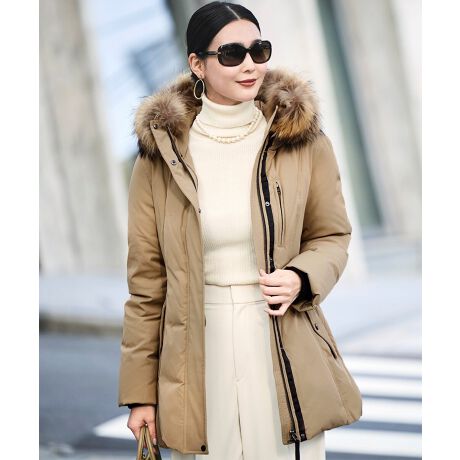 [^:D1645]Iꂽt`_Eґɕݍ񂾁ACiӂ郉OWA[_EWPbgB̂cCfނɁA㎿ȃt`_E𒚔Jɕ߂ꒅBXeb`X̊炩ȕ\ꂽۂ^AՂƂN[t@[~̑؂₩ɁBy₩łAVGbgl̏Ă܂BґɂN[t@[B؂₩ɁBXeb`XfUCŐꂽǂvXBFRENCH DOWN by RUIRUE BOUTIQUEtX̖LȎRƋC󂪈񂾁A󏭂ȃzCg_bN_EBĈ悤ɌyAӂƕݍނ悤ȒgB́A̖hł͂ȂAȂ̓~iɍʂht`GKXh̏ےBThe Essence of French Down |t`_EɏhA̖{|RUIRUE BOUTIQUẼ_ER[ǵA_E80EtFU[20̗zIȃoXɂAy₩ɒgAVGbgۂ݌vB~̑Ɂht`GKXhYʂȈꒅByfBe[zEtgc̐؂ւ̂̃CƌAX^CĂ܂BEh[XgÕh[XgOŃEGXgC݂ɒB̊̂VGbgo܂BEJhbg{^Wt@Xi[dlŖhQIWt@Xi[Ȃ̂ŁAJ΃VGbg̒\łBYKKt@Xi[gpĂ܂BE̓RIBdlŕhł܂BE|Pbgt@Xi[t̋|PbgEɃ{^t|PbgBEN[t@[{[~[ȃN[t@[́AO\BCɍ킹ăX^CςQWAYfUCłt[h̕\ɔz{^ł藯܂Ap̃YOh~B肵VGbgۂ܂Bn̂邫ꂢ߂Ȉۂ̊炩ȃcCfށB ߃V[ fC[̂o|VbsO͂Aʋ΂rWlXV[AAIAZj[A2(񎟉)A1.5AlAAӉAaAAXRȂǂ̃p[eB[V[Af[g⏗qAaAtA\A܎OA{QȂǁA20E30E40E50܂ŕLV[ŒpłۉEh̍I[Ehȃ_ER[głB