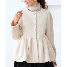 ルイルエブティック(RUIRUE BOUTIQUE)のテディボアペプラムジャケット