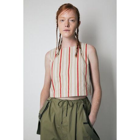 [^ԁF010FSH11-0530]ySTRIPED CROP TOPzɏoȂ悤ȗVѐŜJtȃXgCvgbvX́AVeBłȂW[⃊][gV[łfAȂ̎ɂȂ肻B߂̃IWifjngpĂ܂B̃pcƍ킹ZbgAbvX^CIXXłB