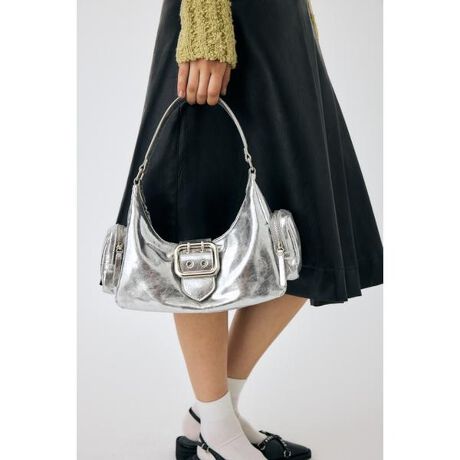 [^ԁF010IST55-3981]ySIDE POCKET HOBO BAG ^ TCh|Pbgz[{[obOz{[̂IWiobN{̂ƗTCh̃|PbgŗeʂՂB[eBeB[obO͍ghIT BAGB̃R[fBl[gCɃghR[fBl[gɈグĂ܂BNbNHꂽAy_炩nƃz[{[^̃VGbgĝɃtBbgAg₷gpłB
