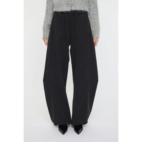 [^ԁF010IA181-3851]yCURVE LINE SWEAT PANTS ^ J[uCXEFbgpcz|CgAXW[e[NoĒԉXEFbgX^CBfBe[hC^b`̏㎿ȗёfގgApl؂ւŗ̓IȃoVGbgƂăAbvf[g܂BX^COîZ[^[AVc^e[[hƂ̑gݍ킹͐V[NX^CɂZ^CgȃgbvX킹ăANeBuɒȂxX^CƂĂ̒ĂłfC[ȃEFAłB|CebhgDV[YoGV[Y킹ď炵Ƃނ̂߂łBnFȂnFȂLkF򊴁FȂfށFѐnîCɓo^CɓACe̍ēׁE݌1_Ȃǂ̒ʒm󂯎邱Ƃł܂BuĥCɓo^VACeׂ̓lCACe̍ēׁA߃gsbNXȂǁAuh̏󂯎邱Ƃł܂B[ӎ]ЊǗ̃J[\LĂA^ÕJ[\LƈقȂLڂƂȂĂꍇ܂Bi摜̐F́AO≮̌̏Ǝ˂pxɂƐFقȂꍇ܂BpA舵̍ۂ́AAeV^OmFB