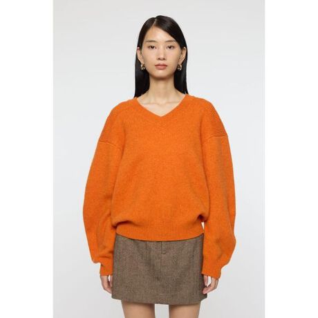 [^ԁF010IA170-8141]yDOUBLE SHOULDER V^N SWEATER^ _u V_[uClbN Z[^[ z|Cg_utFCXdlɂ邱ƂŌ݂Ɨ̊A[hȕ͋CYVlbNZ[^[BVlbN̓fRe[ɒA炵ƃGbW𗼗܂BfBe[㎿ȃE[gpAgƂȂ₩˔SnB̓_utFCXdlŌ݂oA݊̂VGbgɁBVlbNCƑlۂoBhbvV_[ƒ悢{[X[uŁAȂꂽ[hvXBƑ̓udĂőŜ߂fUCBX^COfjƍ킹ă[hɗƂ񂾑lJWAɁBVcCăC[h̃jAXyޒȂAChpc^CgXJ[gƍ킹ăVbNȃX^COɎdグĂB̓q[ŏ炵AXj[J[Ŕô߂łBîCɓo^CɓACe̍ēׁE݌1_Ȃǂ̒ʒm󂯎邱Ƃł܂BuĥCɓo^VACeׂ̓lCACe̍ēׁA߃gsbNXȂǁAuh̏󂯎邱Ƃł܂B[ӎ]摜̏i̓TvłBۂ̏iƎdlAH኱قȂꍇ܂B摜̏i͌̏Ǝ˂pxAg̃j^[ɂAƐFقȂꍇ܂BpA舵̍ۂ́AAeV^OmFB