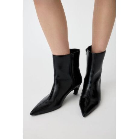 [^ԁF010IA355-4951]yWIDE OPEN SHORT BOOTS ^ Ch I[vV[g u[c z|CgƂ|CebhgDƁAʂ킬ƂVvȃfUC͂̃V[gu[cB߂̃q[ŕ₷AfC[烂[hȒȂ܂ŕL􂵂܂B|CgȂ₩ŏiȌ򊴂̂fނgpBV[vȃ|CebhgDőꂽۂɁB芴̂郍[q[ŒԂ̒pKłB͑߂ɐݒ肵AؚɌVGbgBX^COfjƍ킹ăJWAɗőlۂ[hɁBs[XXJ[gɍ킹āAhȃANZgvXł܂Be[[hWPbgR[gƍDŁAH~̃[hX^C߂1łB\bNX^Ccƍ킹ăjAX̂߁BîCɓo^CɓACe̍ēׁE݌1_Ȃǂ̒ʒm󂯎邱Ƃł܂BuĥCɓo^VACeׂ̓lCACe̍ēׁA߃gsbNXȂǁAuh̏󂯎邱Ƃł܂B[ӎ]摜̏i̓TvłBۂ̏iƎdlAH኱قȂꍇ܂B摜̏i͌̏Ǝ˂pxAg̃j^[ɂAƐFقȂꍇ܂BpA舵̍ۂ́AAeV^OmFB