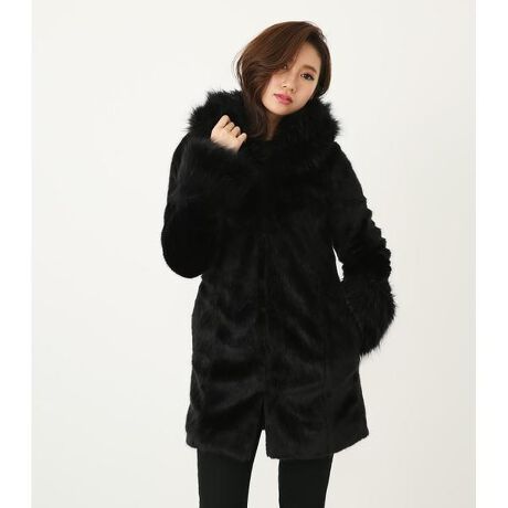 Volume hoodie Faux fur CT | リエンダ(rienda) | マルイウェブチャネル