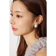 マルチパールピアス