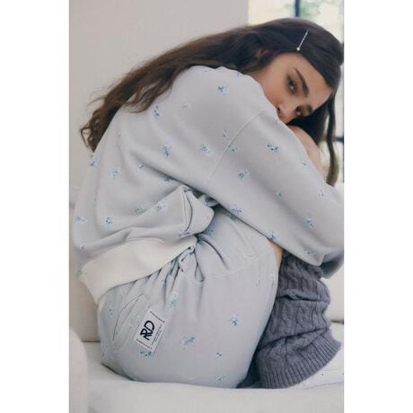 [^ԁF112IAA80-0031]yIWit[ŃtF~jɒȂXEFbgTOPz|CgXEFbgŃJWAȃACeAIWit[RIENDAGOLF炵؂₩ȈۂɁBt[łÂȂ肷Ȃ悤ɃEGXgSWK[hSdlɂ邱ƂŁAX|[eBoBfBe[TChɃ|PbgtĂăEh̋@\ɂĂ܂Br̓OX[uɂ邱ƂŁAV_[̃VGbgɗoāA炵pł܂BX^CO112IAA81-0011Ft[XEFbg^CgSKƃZbgAbvł̒p߂łBCɍ킹ăCi[ƂĂpłTCYȂ̂ŁAC[hX^C\BnFȂ@nFȂLkF򊴁FȂ@FʁîCɓo^CɓACe̍ēׁE݌1_Ȃǂ̒ʒm󂯎邱Ƃł܂B[ӎ]摜̏i̓TvłBۂ̏iƎdlAH኱قȂꍇ܂B摜̏i͌̏Ǝ˂pxAg̃j^[ɂAƐFقȂꍇ܂BpA舵̍ۂ́AAeV^OmFB