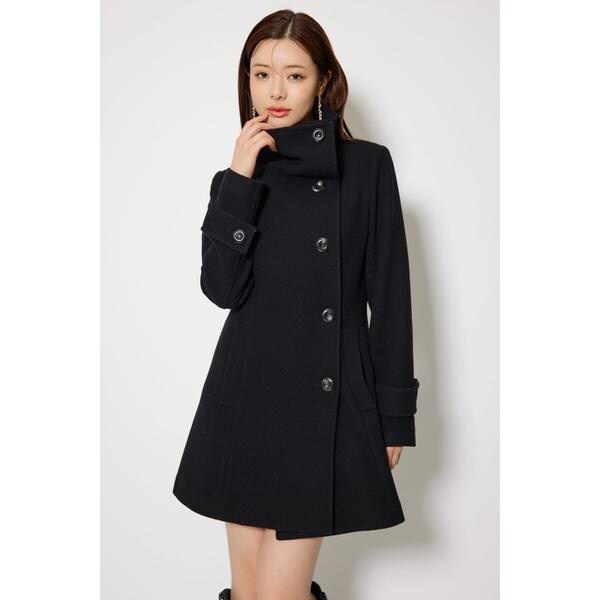 岡崎紗絵さん着用アイテム】オーバーネックシンデレララインミニコー