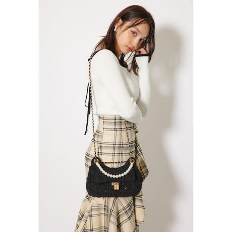 [^ԁF110IA755-1761]yR[fBl[g̃NXAbvA̃X^COɓʊvXobOz|CgƂtHLC߂JWA܂ŁAlXȃX^COɃANZgYLeBO`F[~jobOłBNVJȃLeBOnɁAtFCNp[ƃpbhbNY܂BV_[R̓`F[ō̂fUCłBtbv̓}Olbgdlׁ̈AȒPɊJ߂ł܂BiPhone̎[\BfBe[񂽂tHɃtbvāAn̂fUCɁBX^COtFCNp[͎O\BV[ɍ킹ĂA肪ł܂BîCɓo^CɓACe̍ēׁE݌1_Ȃǂ̒ʒm󂯎邱Ƃł܂B[ӎ]摜̏i̓TvłBۂ̏iƎdlAH኱قȂꍇ܂B摜̏i͌̏Ǝ˂pxAg̃j^[ɂAƐFقȂꍇ܂BpA舵̍ۂ́AAeV^OmFB