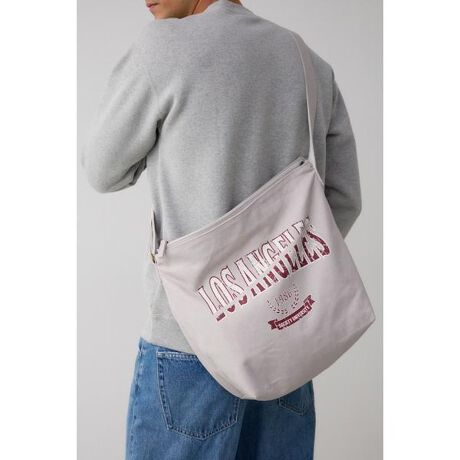 [^ԁF251IST55-129I]Abel&Co USA V_[obO|Cg90ÑBe[WɂSV_[obOɂȂ܂BfBeB[AJ̌ÒCXpCA悤ȃfUCAnvgBe[WoĂ܂BeʂfC[łg܂BX^COJWAȃX^CÕANZgƂĂ߂łBnLoXgpBFȂ@nFLkFȂ򊴁FȂ