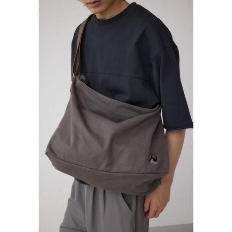 [^ԁF251ISB55-200E]SBC ANeBuobO |Cg肵fނ̃V_[obOɂȂ܂BfBeB[FREETCYőeʂ̃RbgV_[obOłB|CghJĂ܂BX^COW[YTVc킹ȂǃJWAȃX^CÕANZgƂĂgBfޖ{i͑fނ̓F܂BAN[jOAp(gpjɑ̈ߗނG݁AƋނɐFڂ肷鎖܂BɊJŎԂł́AFɂȂ܂BAWFƂ̑gݍ킹͔A舵ɂ͏\ӉB[ӎ]摜̏i̓TvłBۂ̏iƎdlAH኱قȂꍇ܂B摜̏i͌̏Ǝ˂pxAg̃j^[ɂAƐFقȂꍇ܂BpA舵̍ۂ́AAeV^OmFB