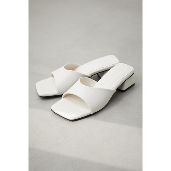 FAUX LEATHER LOW HEEL SANDALS | アズールバイマウジー(AZUL BY