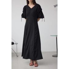 パフスリーブワンピース