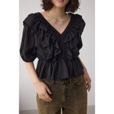 アズールバイマウジー(AZUL BY MOUSSY)のラッフルショルダーブラウス