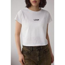 アズールバイマウジー(AZUL BY MOUSSY)のグリッタープリントTシャツ