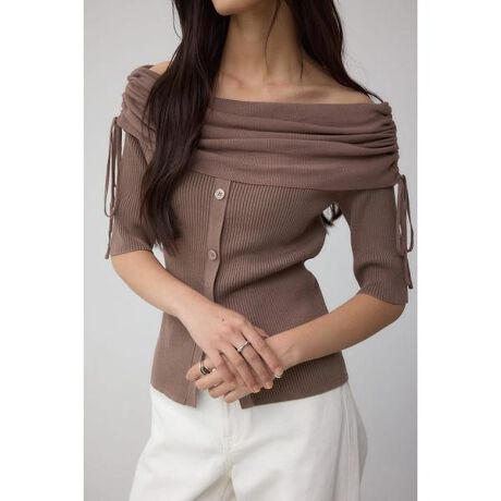 [^ԁF250IAC70-2261]5MU[ItVjbggbvX|Cg܂Ԃ̃ItVfUC|Cg̃jbgłBfBe[܂ԂfUC̃ItV^ŁAɃ{[AfReƌĂjbgłB܂ԂMU[fUC͗TCh̃hXgRŒ\łBꂽ{fUC|CgłBX^COfj͂XJ[gX^CɂQłBtg̃{^͉̂݊ĴŁACX^CłȂAEgX^C܂܂BAEgX^C̎͂D݂Ń{^JĔvXĂ钅Ȃ߂łBnhCȃ^b`̑fނƁALk̂fނv[eBOĕ҂ݗĂfނłBƐLт̂KȒSnłB FȂ@nFȂLkF򊴁FȂ[ӎ]摜̏i̓TvłBۂ̏iƎdlAH኱قȂꍇ܂B摜̏i͌̏Ǝ˂pxAg̃j^[ɂAƐFقȂꍇ܂BpA舵̍ۂ́AAeV^OmFB