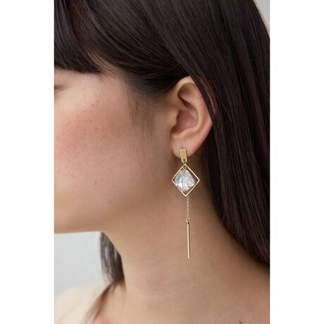 [^ԁF250IAB56-182K]NA^AVg[sAX |CgNA~^ّ̈fރ~bNXĂ炵ȈۂoAAVg[fUC̃sAXBfBeB[lC̃AN~^V[YɁANAfނꂽĎdl̐V삪oBEňقȂVGbg`AVg[fUCA܂ɔƗVѐSvXĂ܂BX^CÔfފy₩Ȉۂ^ATVcL~s[XȂǁAĂ̒ԃX^CƂDBVvȃX^CÕ|CgɂȂAGߊՂ̃ACełBfދANZT[̏ꍇAŉtɐGꂽA玉щ̒~ςɂAϐFώꍇ܂BIɂӂ̃eiX肢܂Bŉtiɒڂ鎖悤ӉB250ISB56-534J̃s[giłB[ӎ]摜̏i̓TvłBۂ̏iƎdlAH኱قȂꍇ܂B摜̏i͌̏Ǝ˂pxAg̃j^[ɂAƐFقȂꍇ܂BpA舵̍ۂ́AAeV^OmFB