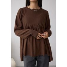 ペプラムデザインニットトップス