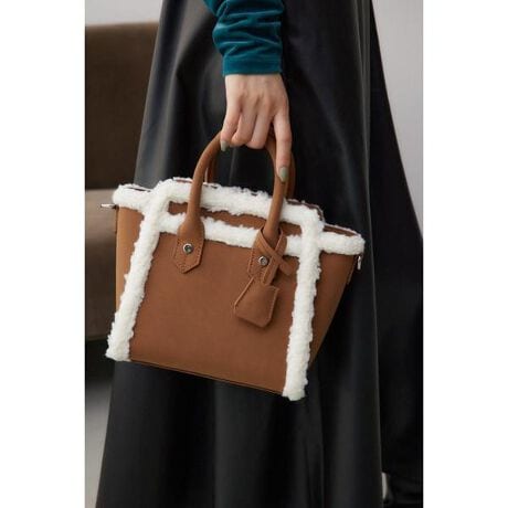 [^ԁF250IAC55-0151]tFCN[gnhobO |Cg{Aƍv̑gݍ킹V[Y[h܂tFCN[gobOłBfBe[tgɐؑփ|Pbg̊̂dオɁBRpNgȂ}`ƂĂ邽߁Aڈȏ̎[͂ŃfC[gɂ߂łBĂŃV[Ył邨߂̃nhobOłBfޔGꂽ܂ܕuȂfނƖȂ悤ɕۊǂĂBfސɂĂ͈ڐ邱Ƃ܂B250HAT55-346K̃s[giłB[ӎ]摜̏i̓TvłBۂ̏iƎdlAH኱قȂꍇ܂B摜̏i͌̏Ǝ˂pxAg̃j^[ɂAƐFقȂꍇ܂BpA舵̍ۂ́AAeV^OmFB