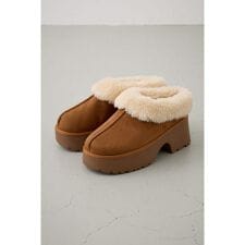 アズールバイマウジー(AZUL BY MOUSSY)の厚底ムートンヒールデザインスリッポン